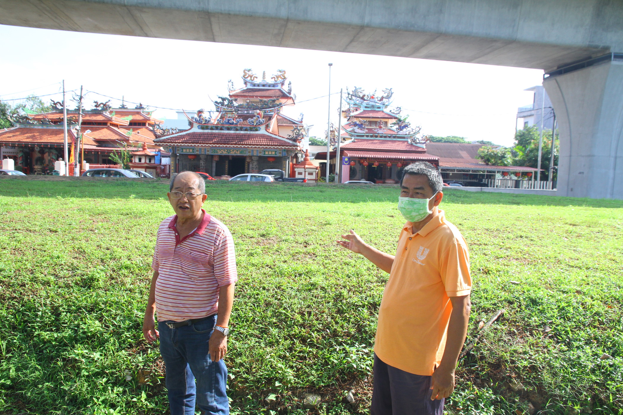 大都会/余保凭PC:增江三间庙没停车位／4图