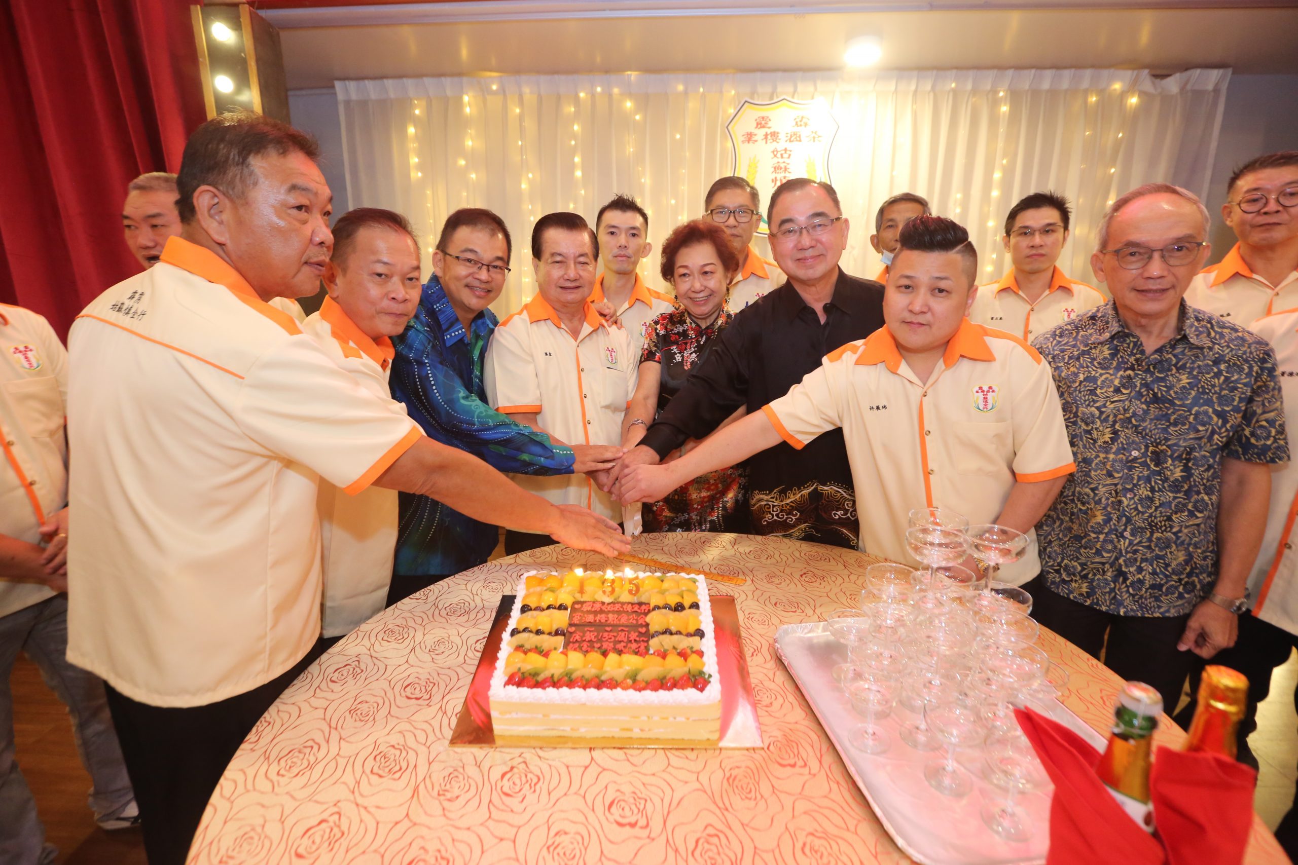 大霹雳时事焦点／陈金：餐饮业人手减近40% 员工被高新币吸走