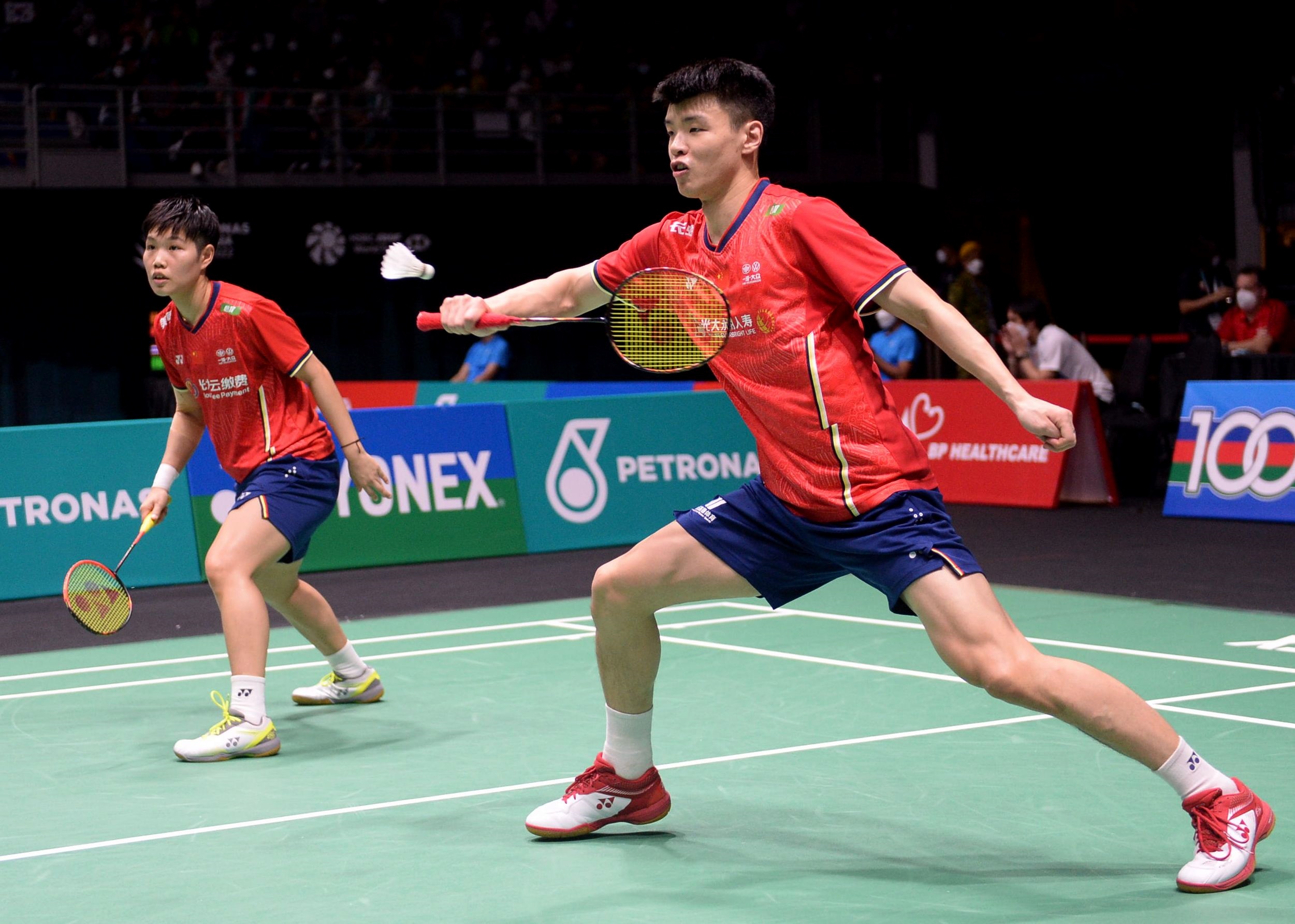 大马羽球超级750赛| 憧憬决赛再内战雅思 黄鸭4强硬碰泰国强档