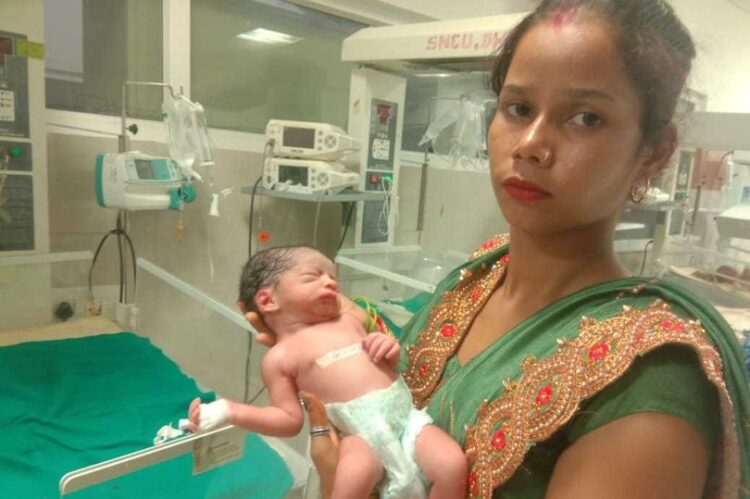 孕妇遭卡车辗过全身粉碎、子宫破裂 8月婴奇迹分娩受轻伤