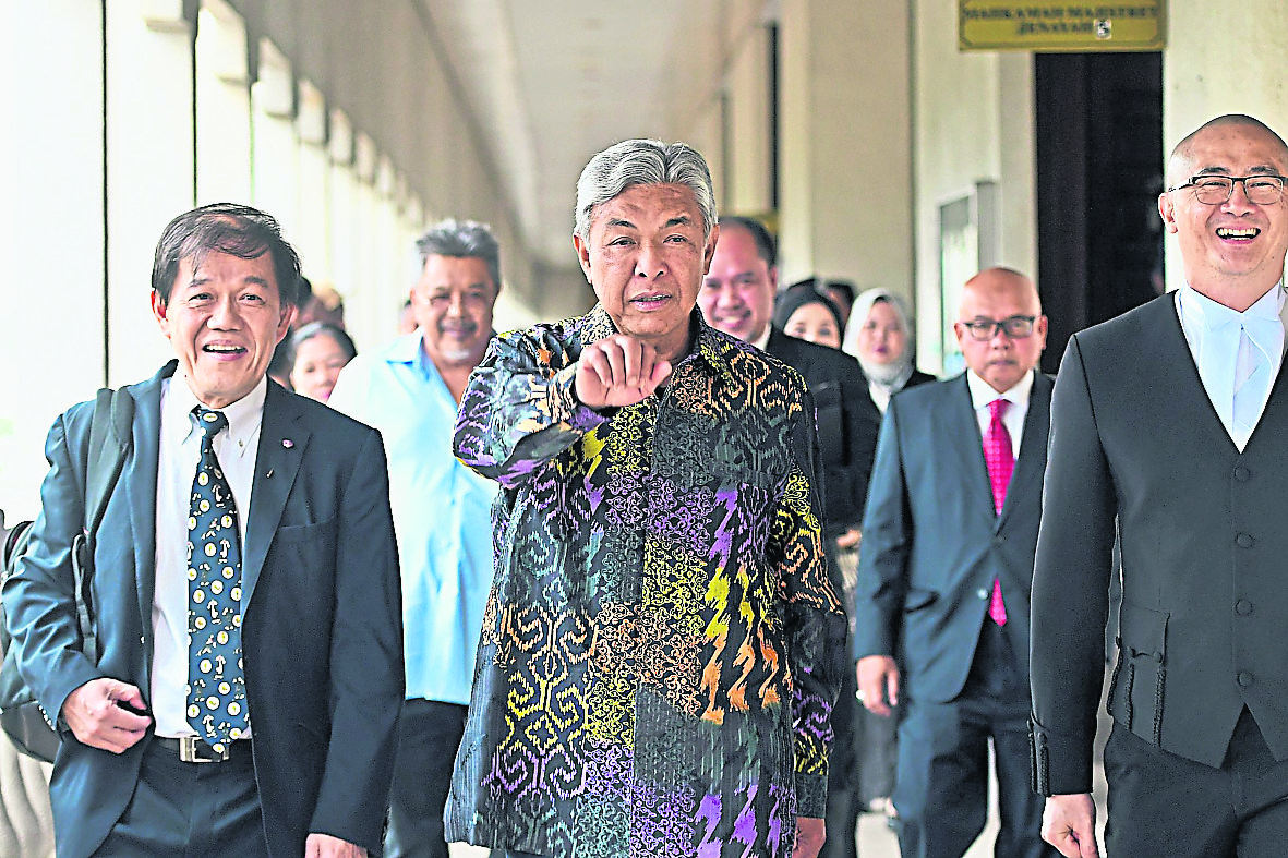 纳吉:解除沙菲宜律师事务所的职务