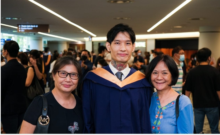 已上网∕暖势力:年少休学加入私会党,觉悟后大学荣誉最优学位毕业盼经历帮助更多人