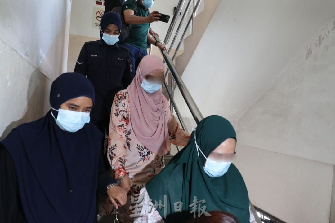 涉欺诈400名朝圣者,5男女嫌犯延扣3天