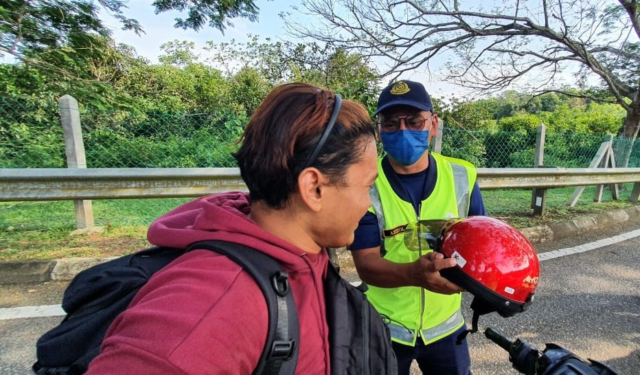 彭陆交局提醒骑士 头盔须获SIRIM认证