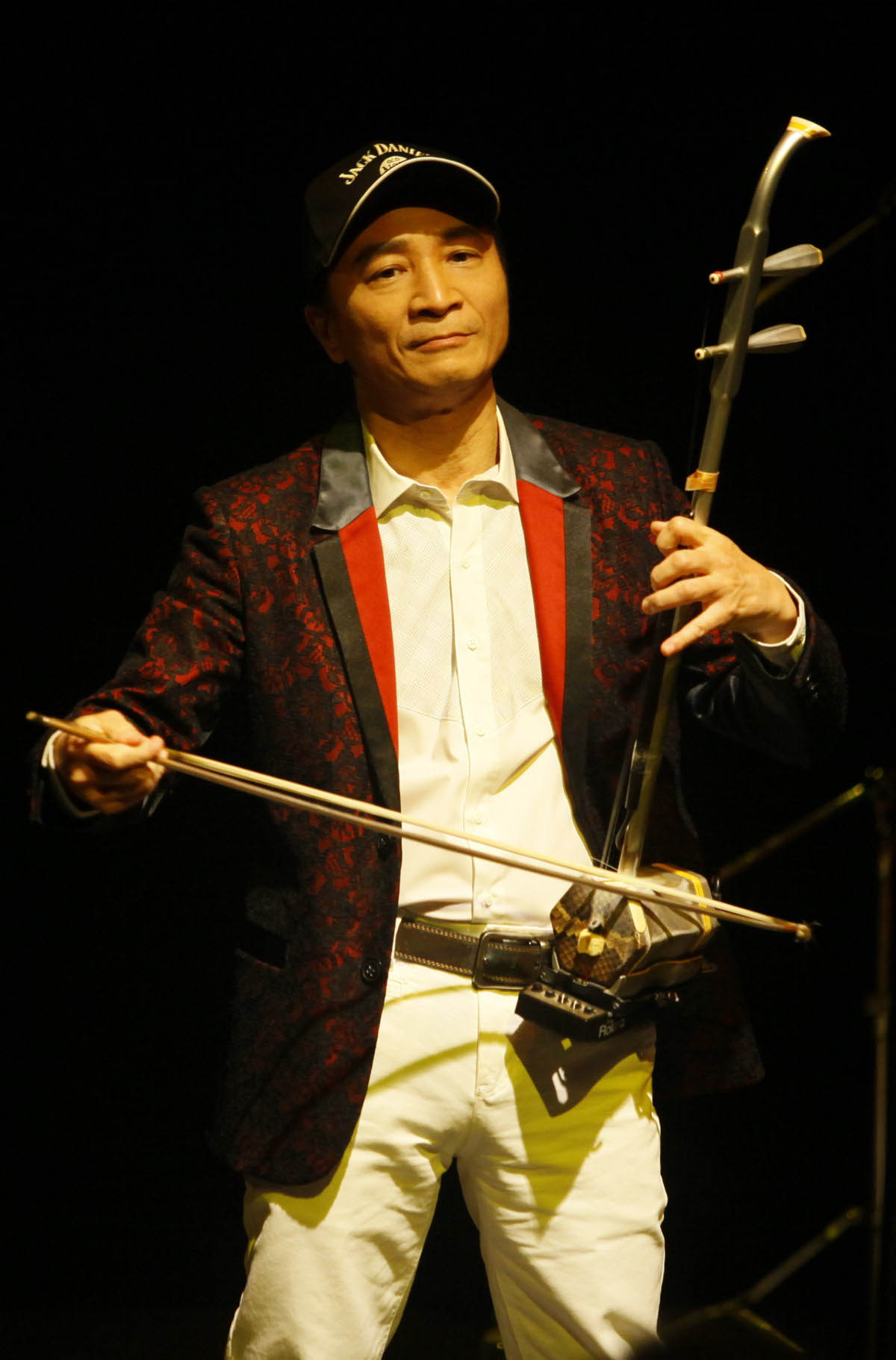 成功筹获逾10万善款 梁爱慈被封“扑水天后”