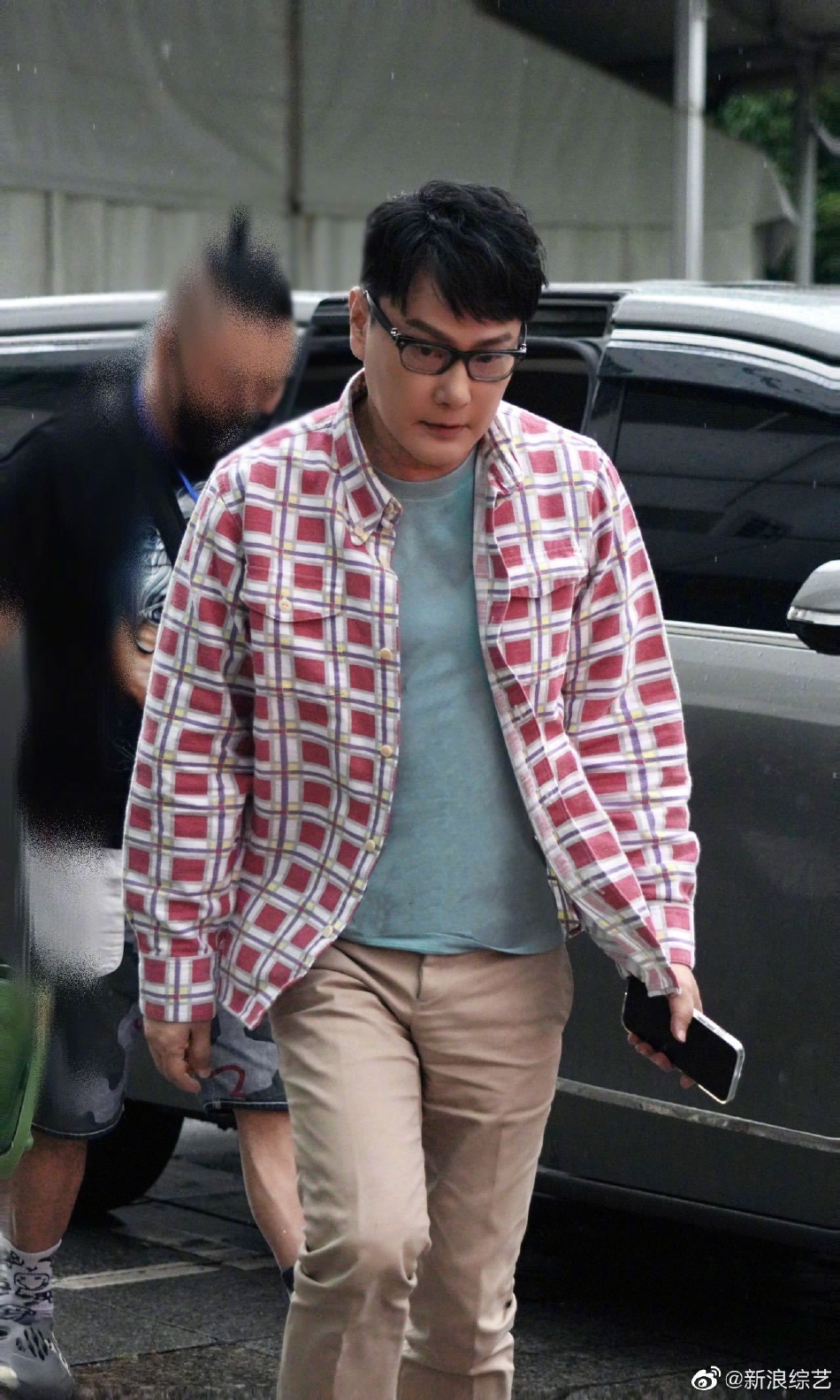 戴佩妮飞长沙录新综《演唱会》 张智成1原因拒《时光音乐会2》