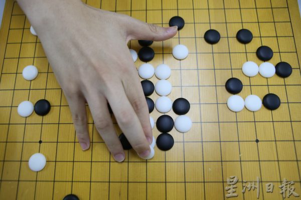 旅日职业棋士曾富康——从小立志当世界棋王