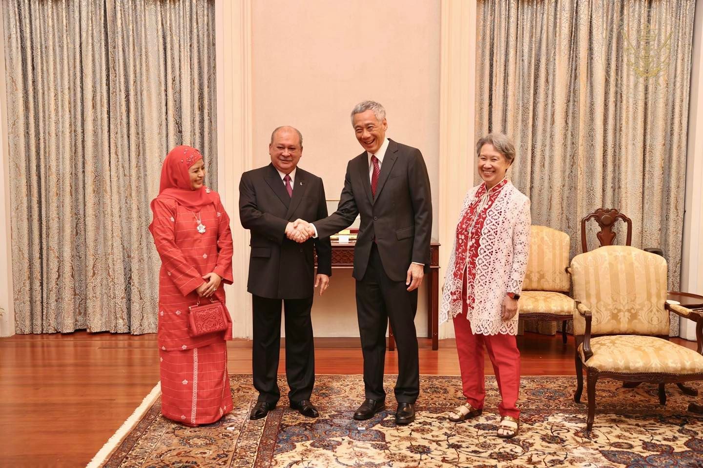 柔佛苏丹依布拉欣陛下前往新加坡展开3天正式访问,新加坡总理李显龙亲自接待