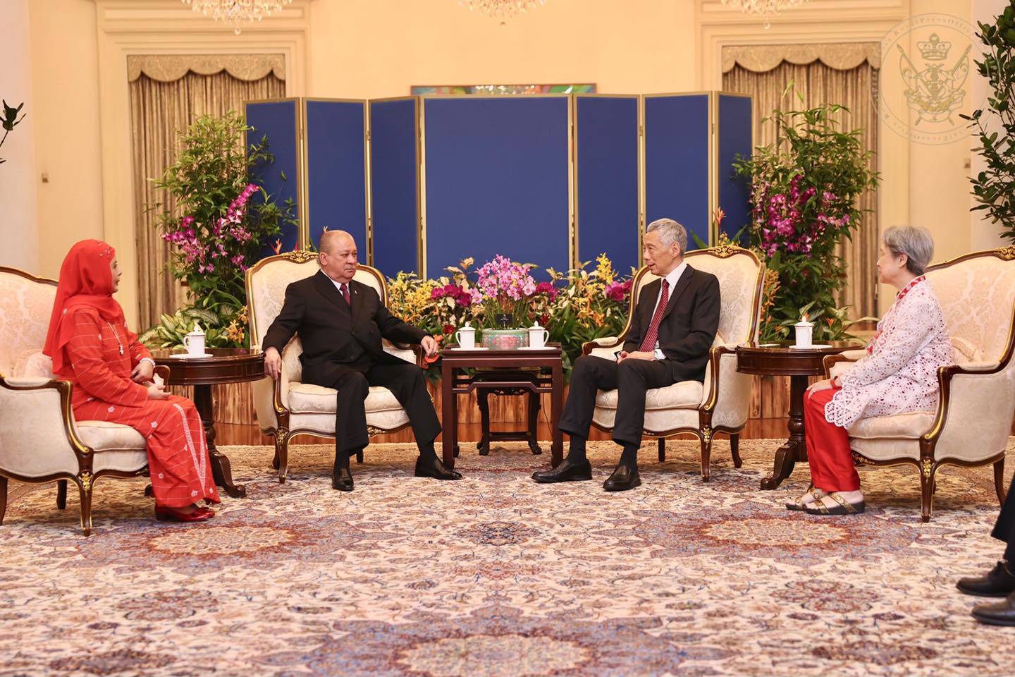 柔佛苏丹依布拉欣陛下前往新加坡展开3天正式访问,新加坡总理李显龙亲自接待