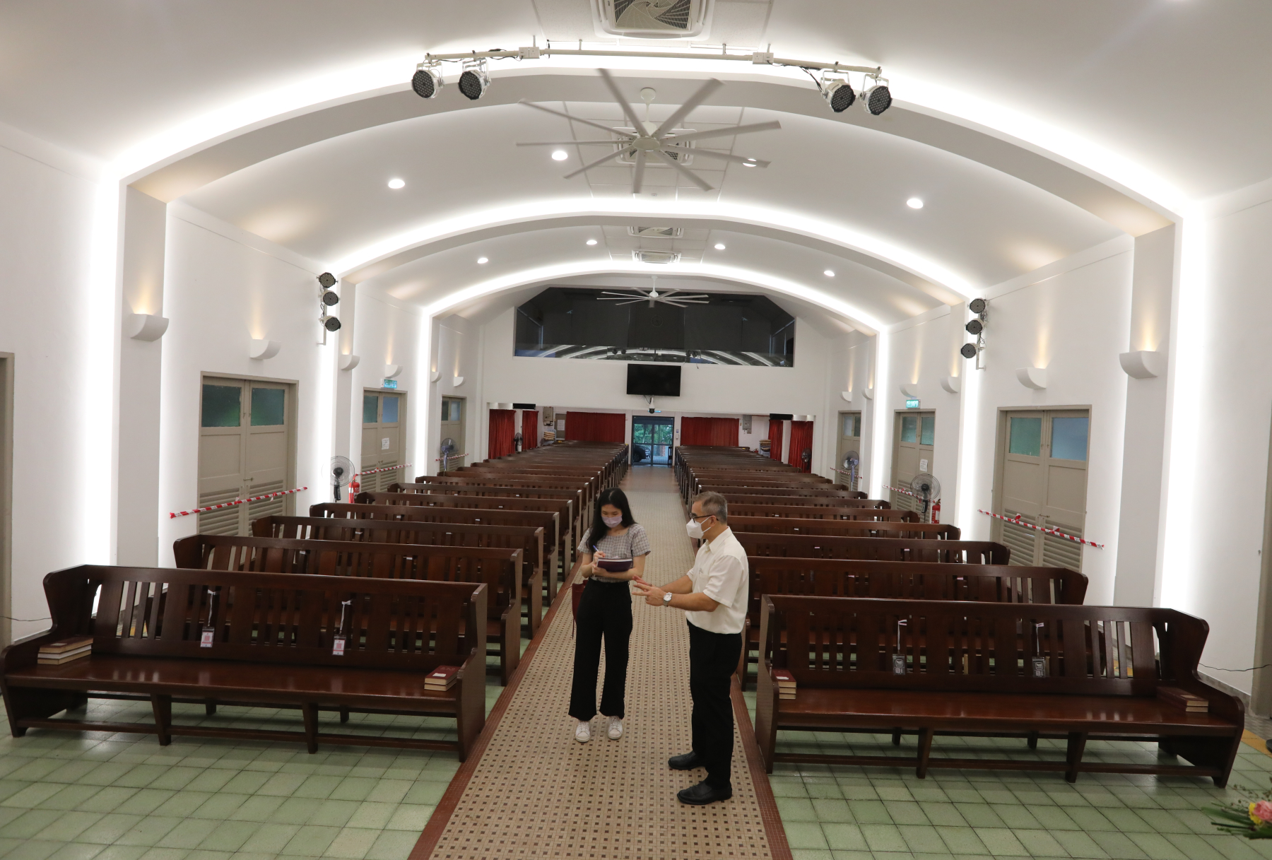 柔：【新山眼】第四集（单元2）：新山和谐街两座百年历史教堂吸引旅客朝圣打卡
