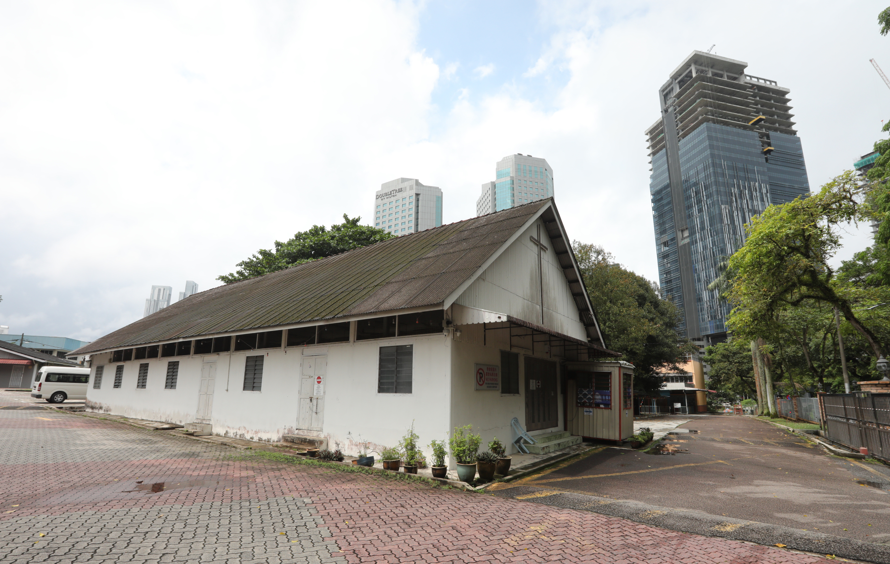 柔：【新山眼】第四集（单元2）：新山和谐街两座百年历史教堂吸引旅客朝圣打卡