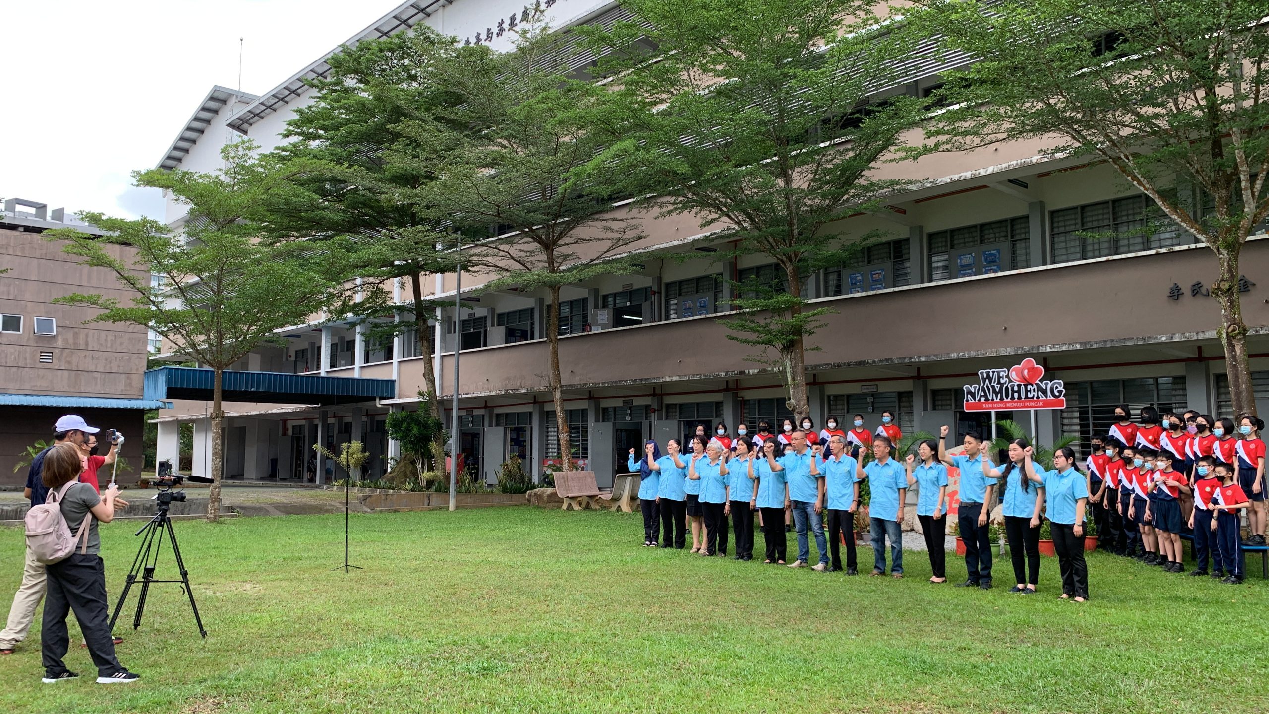 柔:头条之一:本报活动:Tiger星洲华教义演筹50万,为南兴增建停车场保护学生及家长