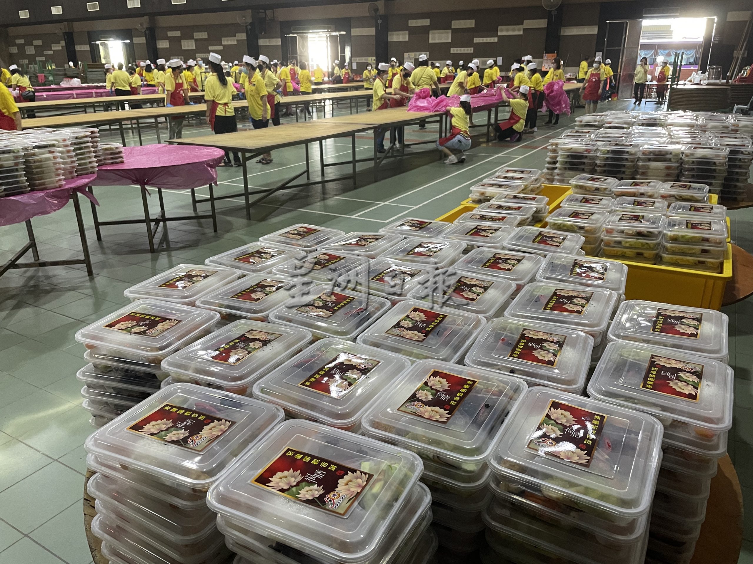紫銮阁庆50周年及观音诞 派5000素食福膳 结缘