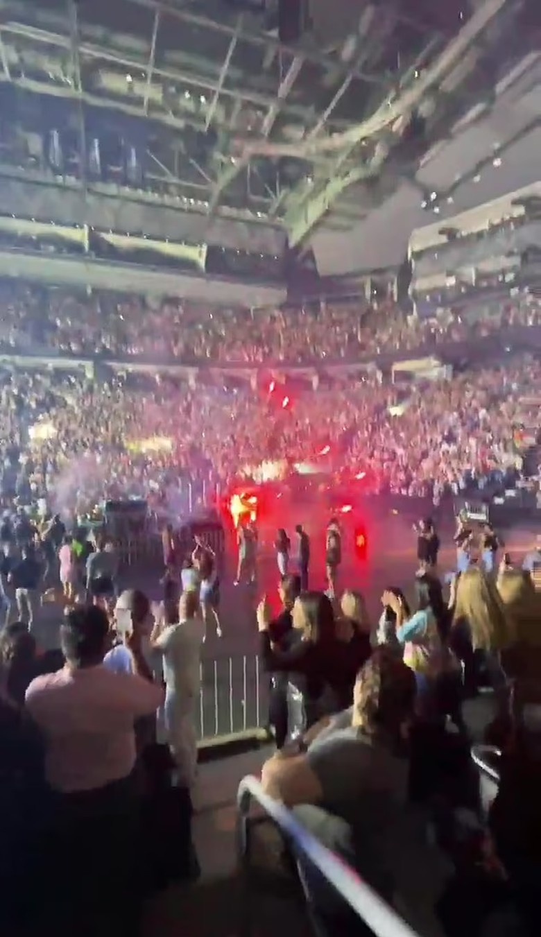 桂娃黎波多伦多开唱 粉丝妄顾安全放烟花3人受伤