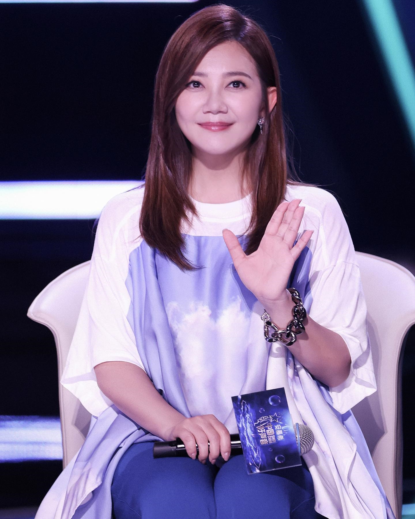 梁静茹《好声音》首秀压力大 听歌超投入成哭包