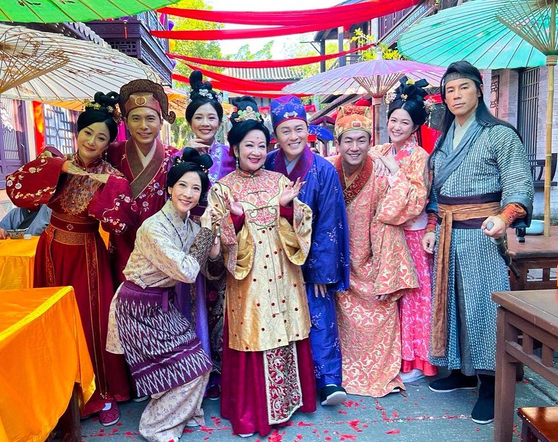 江嘉敏拍古装剧中暑 脸颊凹“蒸发”双下巴	