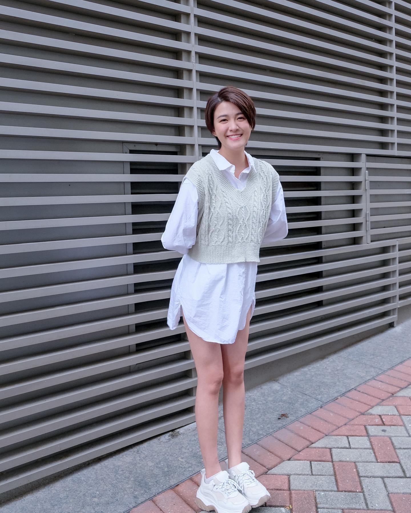 江嘉敏拍古装剧中暑 脸颊凹“蒸发”双下巴	