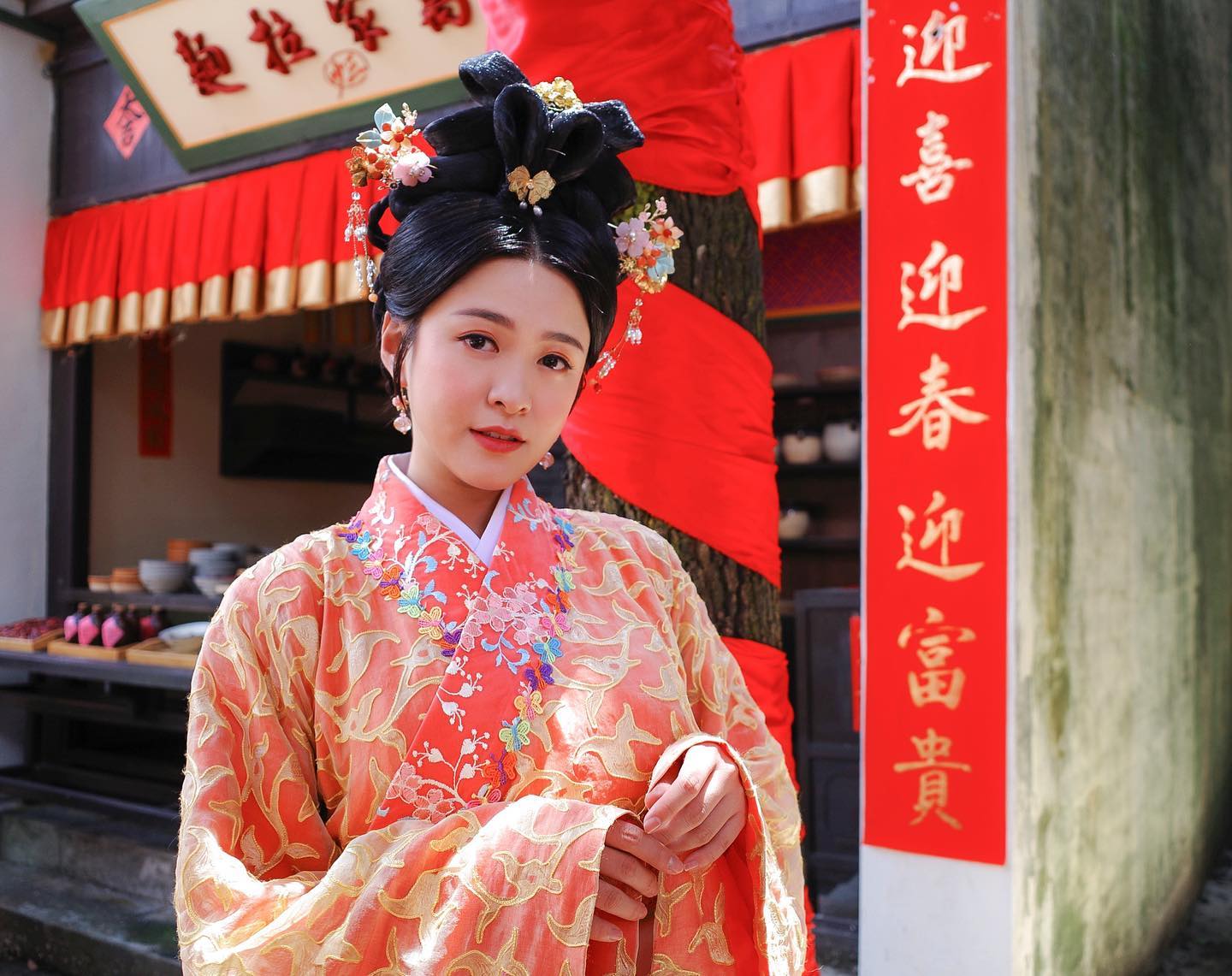 江嘉敏拍古装剧中暑 脸颊凹“蒸发”双下巴	