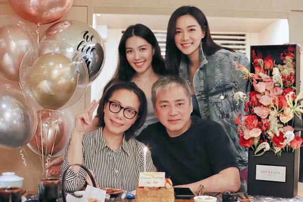 汤镇宗鼓励向外闯 汤洛雯无意离巢:TVB给了我很多机会 ↑