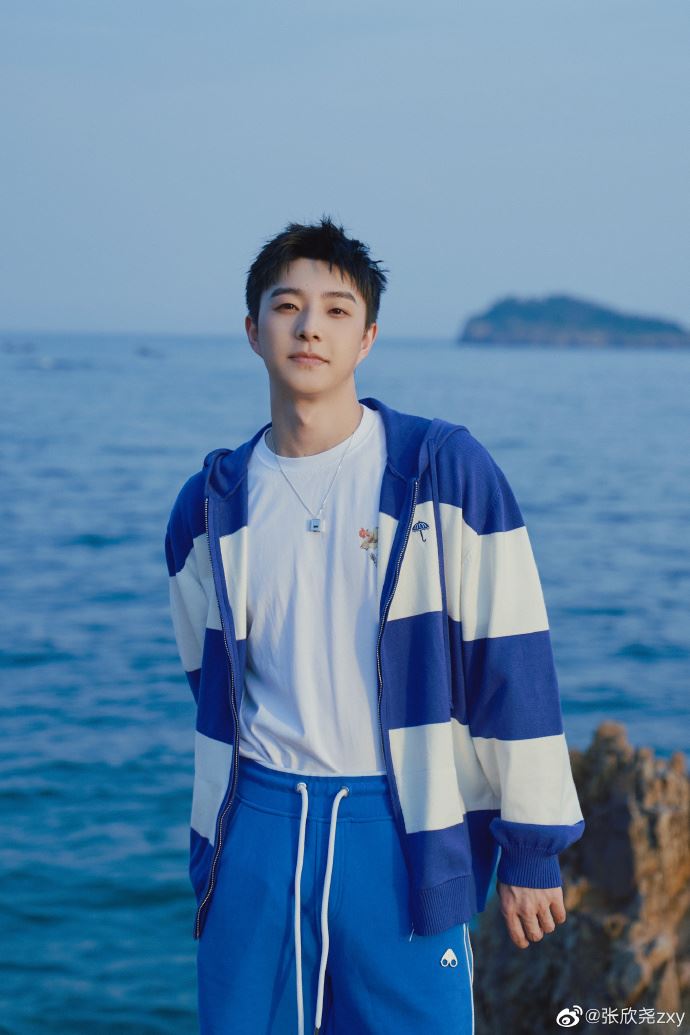 爆传私密视频给粉丝邀裸聊 选秀男偶像露骨对话曝光