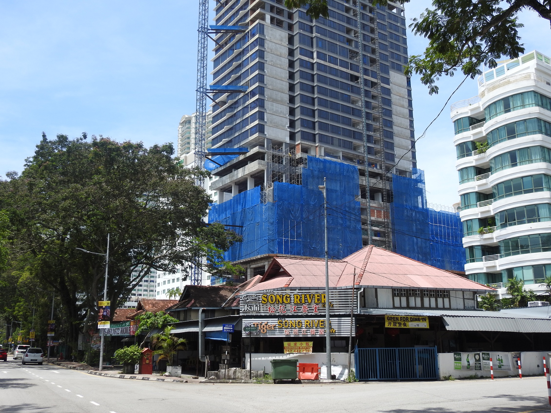 独家|港人豪购槟新关仔角4店? 松花江餐室:我没卖!