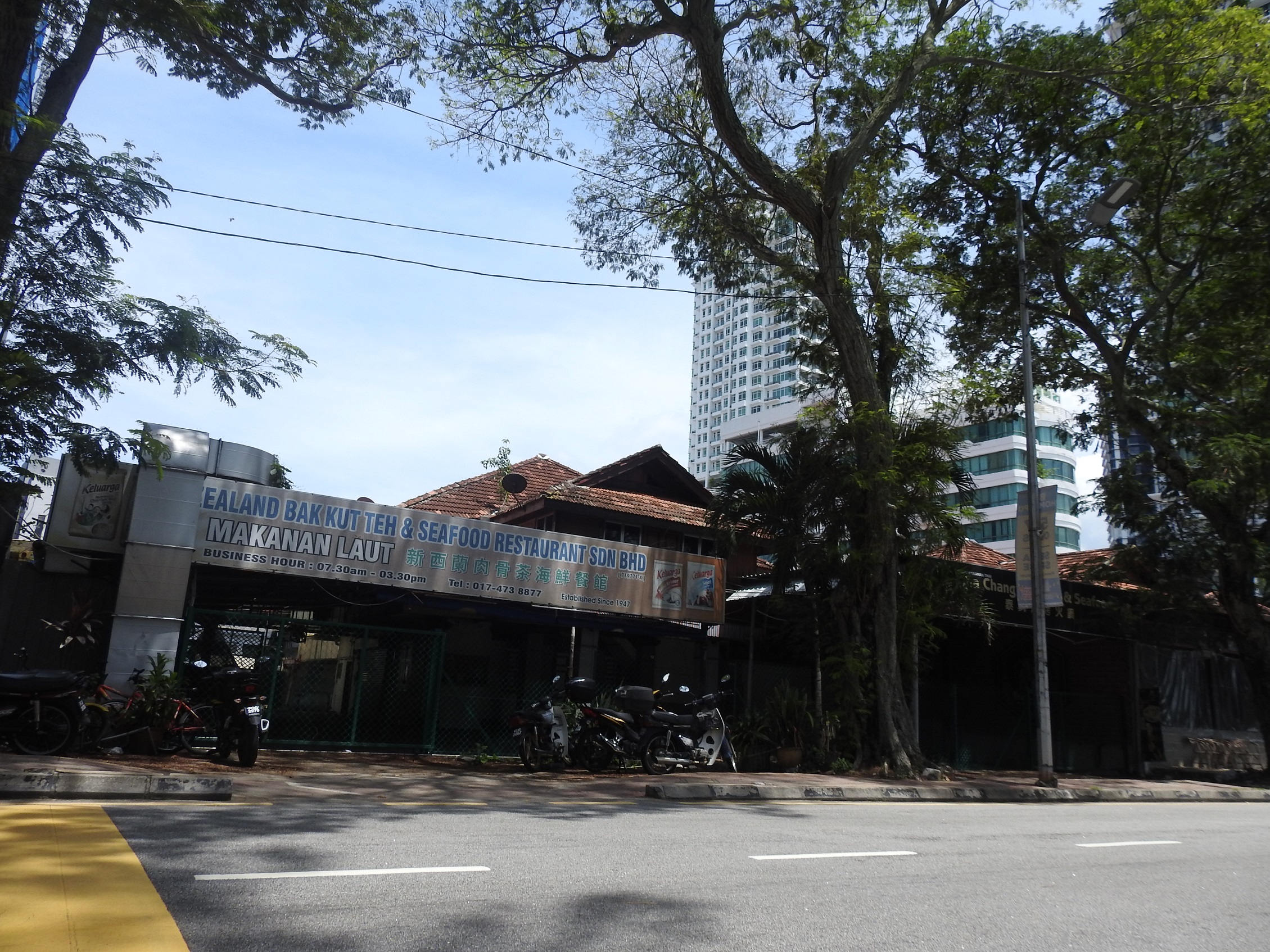 独家|港人豪购槟新关仔角4店? 松花江餐室:我没卖!