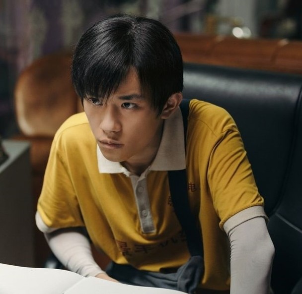 百花奖︱战吴京刘烨抢百花影帝 易烊千壐被网吐槽