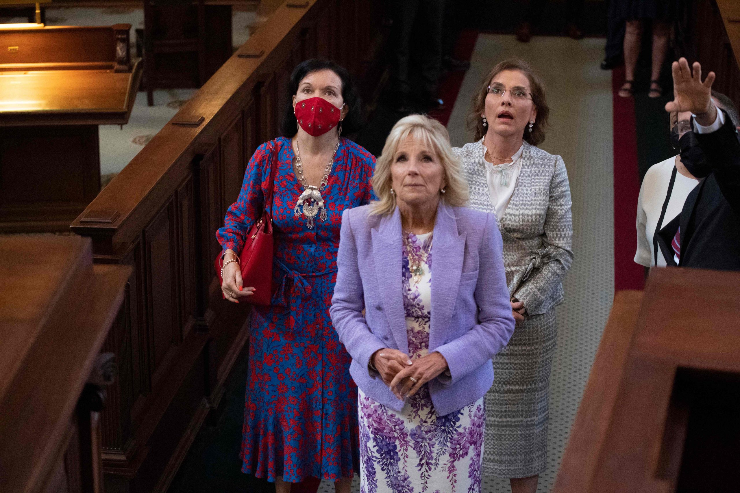 看世界     将拉美裔比作玉米饼引争议 美国第一夫人道歉 