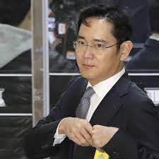 看世界／韩下月选定光复节赦免对象 李明博和李在镕或获特赦 ​