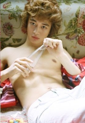 知名制作人被爆恋童倾向 IG被挖出未成年性暗示照