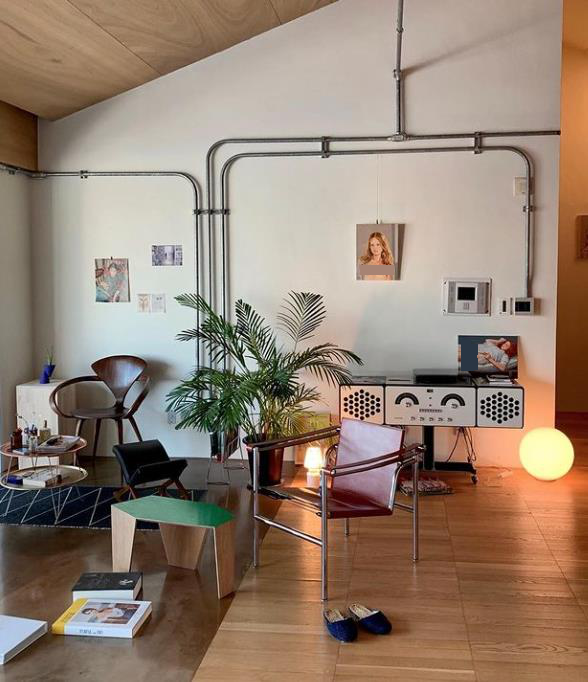 知名制作人被爆恋童倾向 IG被挖出未成年性暗示照