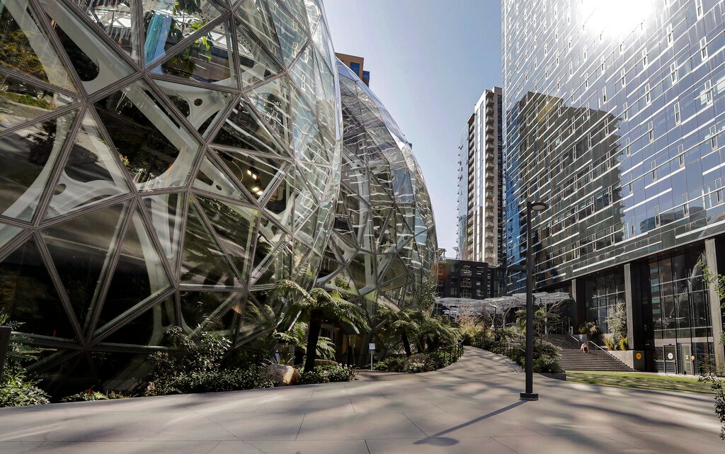 研究指远程办公看屏幕时间长2小时 对眼睛更不利