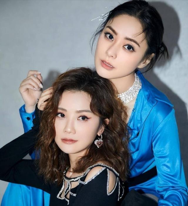 神秘帅哥酒吧贴心同行 阿娇传新恋情