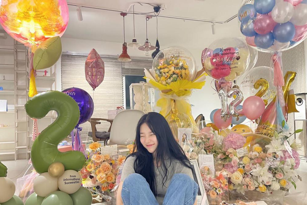 秀智出道12周年 自爆曾挨冻在街边刷牙