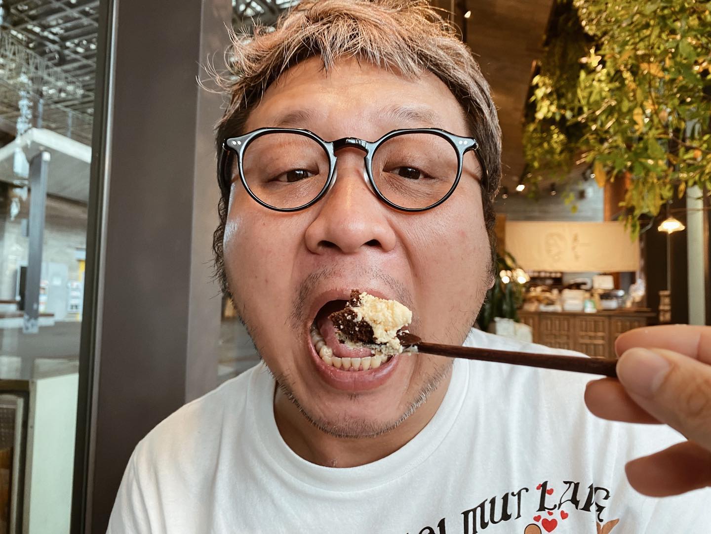 纳豆大病初愈被投喂甜食 网轰“爱他就把他嘴巴封起来”