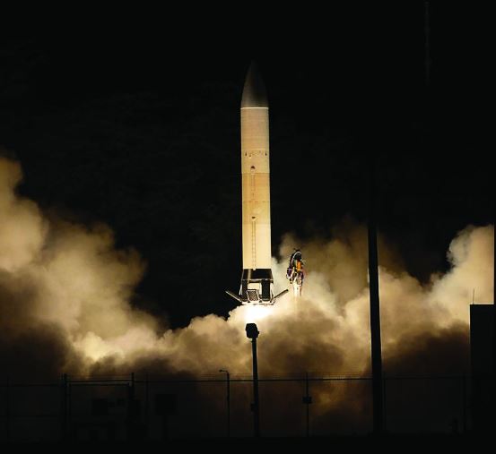 美军超高音速导弹飞行测试 再度失败