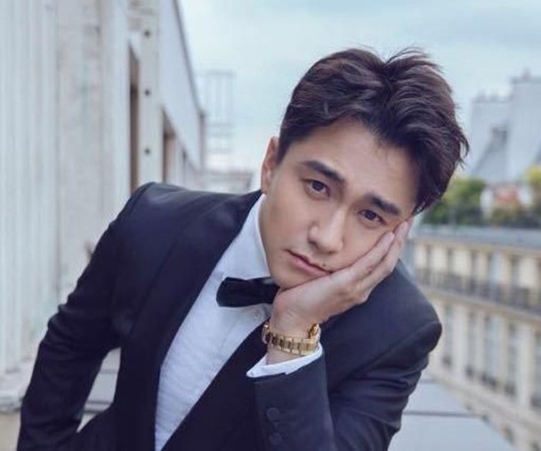 翟天临学历造假被骂足4年 反呛毕业生扬言还自己清白