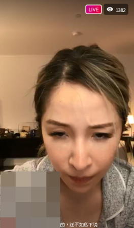 萧亚轩鼻子成金曲热话   曾素颜直播认脸动过4手脚