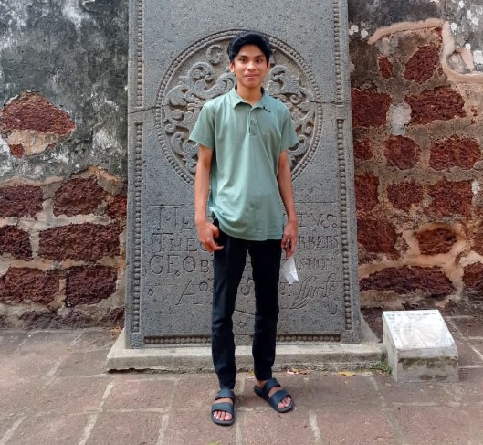 视频|被同学霸凌后中一辍学 19岁少年自学SPM考6A