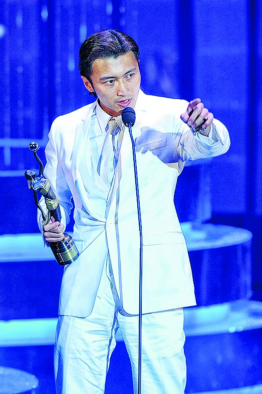 谢贤嘴歪传中风 胡枫力证健康没问题