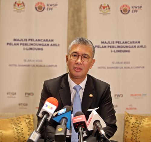   财长：新汽油补贴机制 “不会遗漏M40群体”