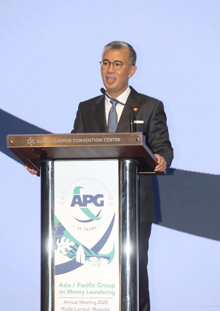 走私烟酒 国家损失50亿！财长：要追回这笔钱