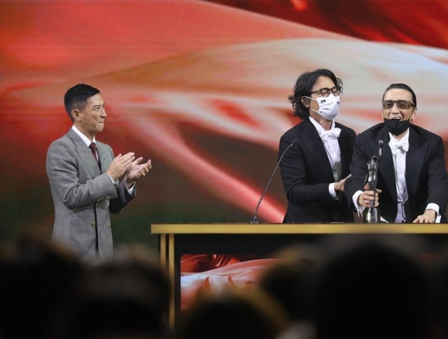 金像奖2022｜谢贤嘴歪封帝健康惹关注 网轰谢霆锋“亲生子不如林家栋”