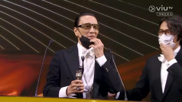 金像奖2022｜谢贤嘴歪封帝健康惹关注 网轰谢霆锋“亲生子不如林家栋”