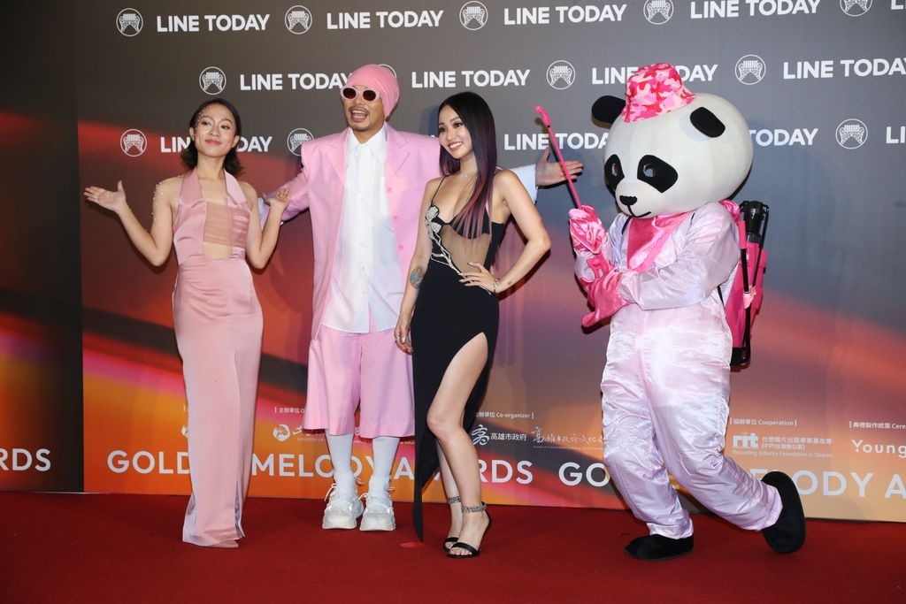 金曲33|动用8单位申请紧急签证 黄明志:感觉臭屁