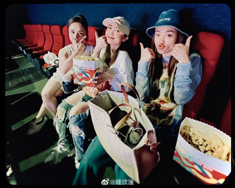 锺欣潼甩肉10公斤 罕穿短裤晒美腿