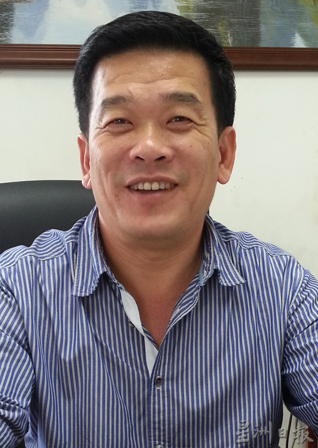 霹：第三版头／曼绒三华中面对校长难寻及华裔教师逐年减问题