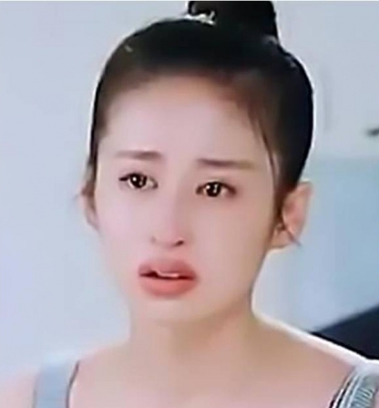 颖儿怀孕3个月吊钢丝一整天　不适送医腹中双胞胎没了一个泪崩	 