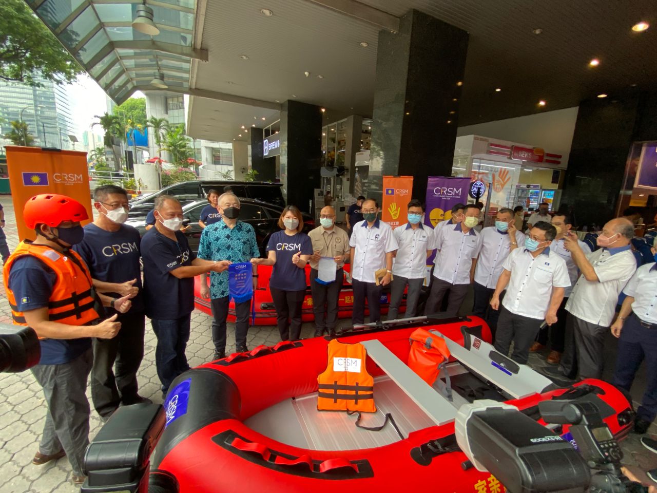 驾照积压面临逾期 魏家祥:或延长有效期、陆交局加速处理