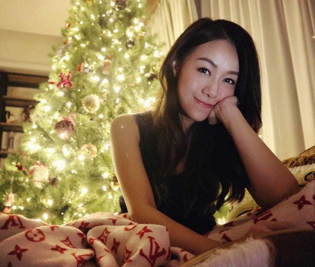 黄心颖约满无线回复自由 确认泥鯭男友身分兼同居	